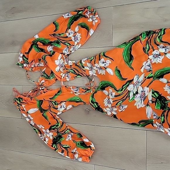 NWT ZARA MULTICOLORED CUT OUT PRINTED DRESS SIZE XS - Picture 3 of 6